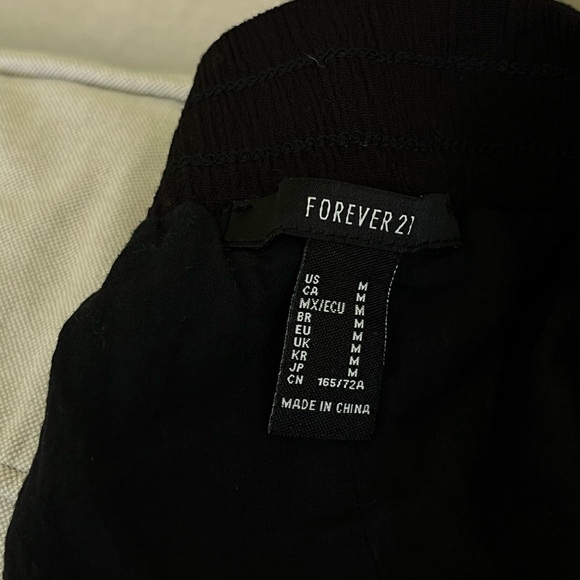 Forever 21 Black Flowy Shorts - Picture 4 of 5